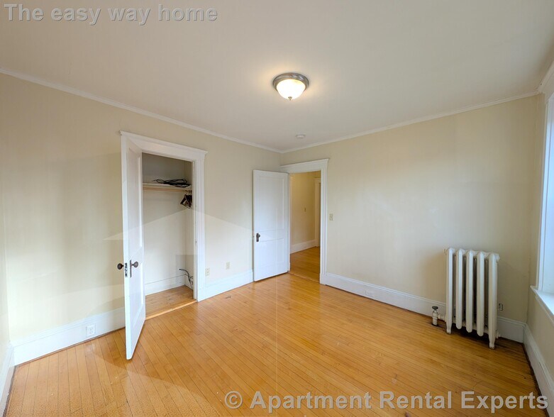 Building Photo - 6 Craigie Cir