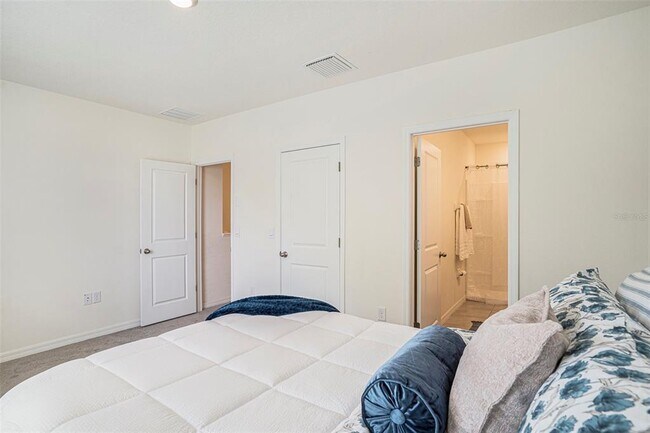 Building Photo - 32803 Pez Landing Ln
