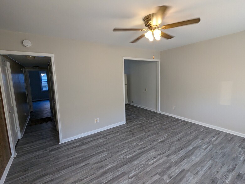 Building Photo - 514 Arsan Ave