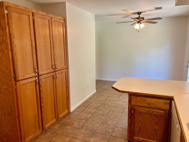 Primary Photo - For rent 3 bedroom, 2 bath.