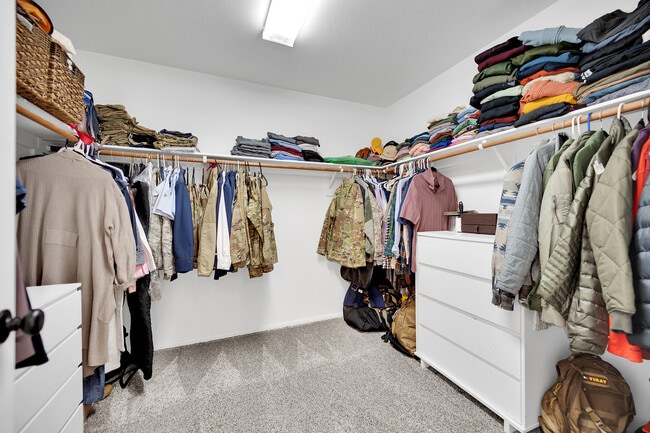 Building Photo - 11142 Romola St