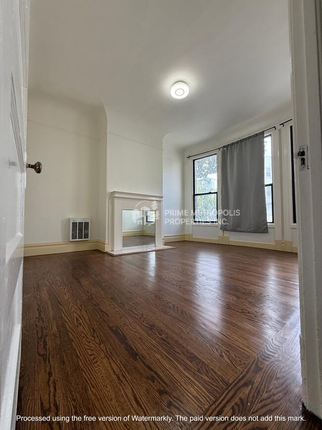 Building Photo - 4 bedroom in San Francisco CA 94110
