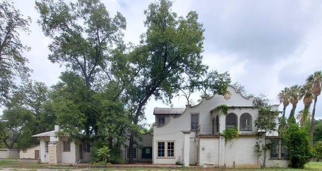 Building Photo - 123 Hudson Dr