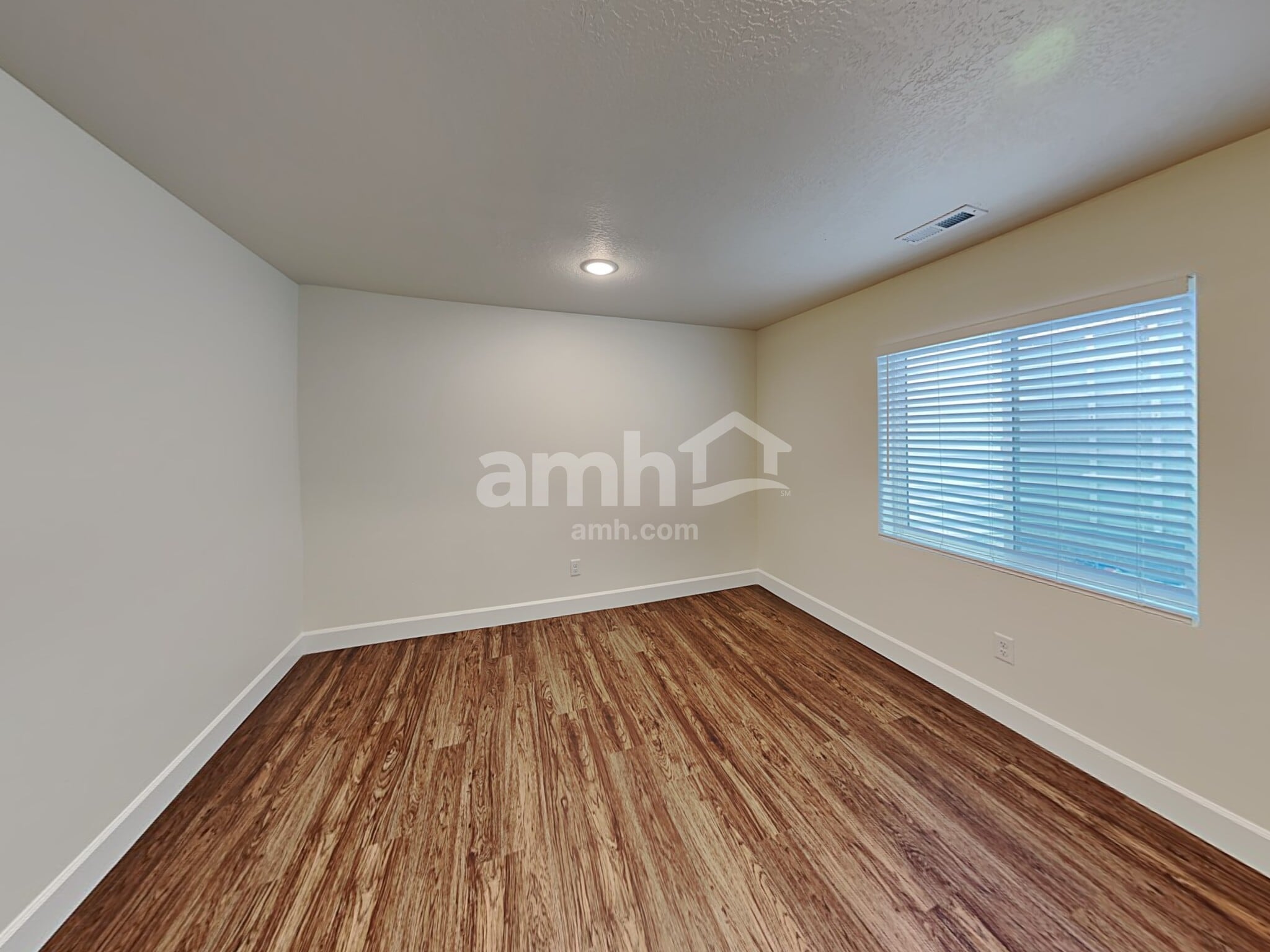 Building Photo - 6047 W Arranmore Dr