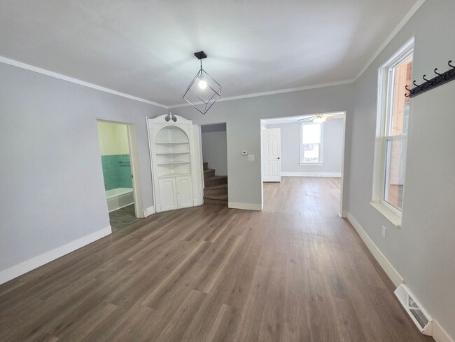 Building Photo - 4 Bed 1.5 Bath Single Family Home in Nekoosa