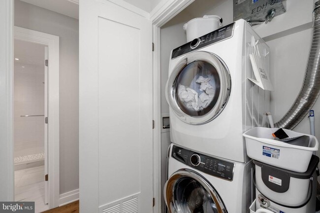 Building Photo - 2501 M St NW