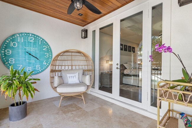 Building Photo - 59 Isle of Venice Dr