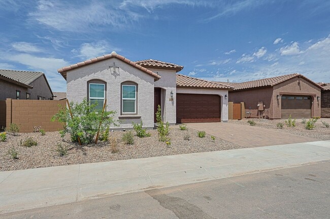 Building Photo - Beautiful 4 Bedroom in Aloravita Community