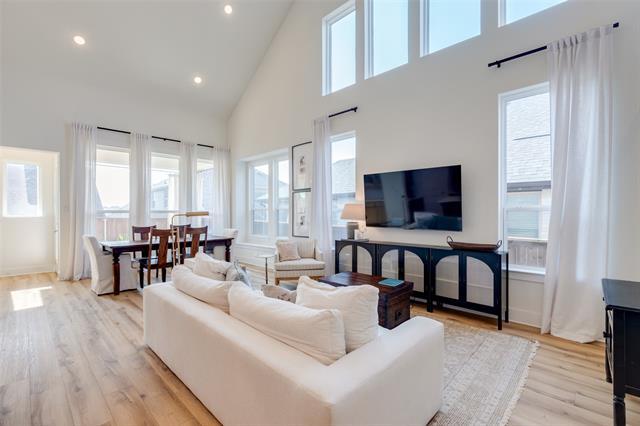Building Photo - 1513 Waxwing Pl