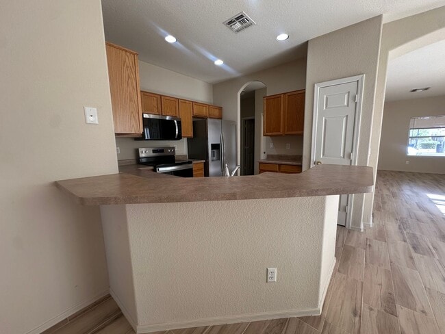 Building Photo - SAN TAN RANCH SINGLE LEVEL 4 BEDROOM WITH NEW FLOORING THROUGHOUT