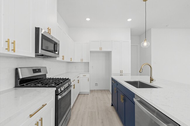 Building Photo - 10095 Serrano Pk Dr