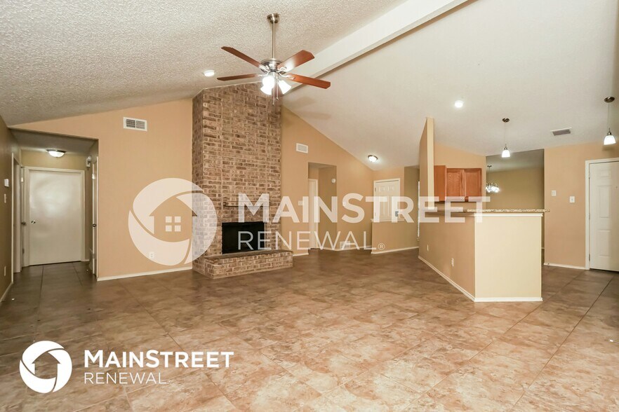 Building Photo - 9510 Elm Glen