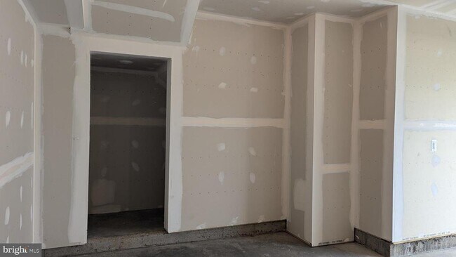 Building Photo - 151 Cooperage Rd