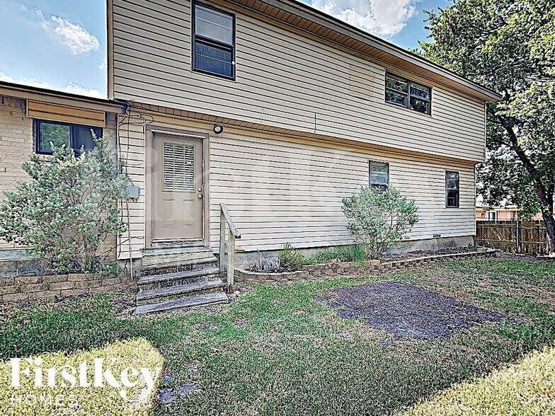 Building Photo - 13630 Onyx Ln