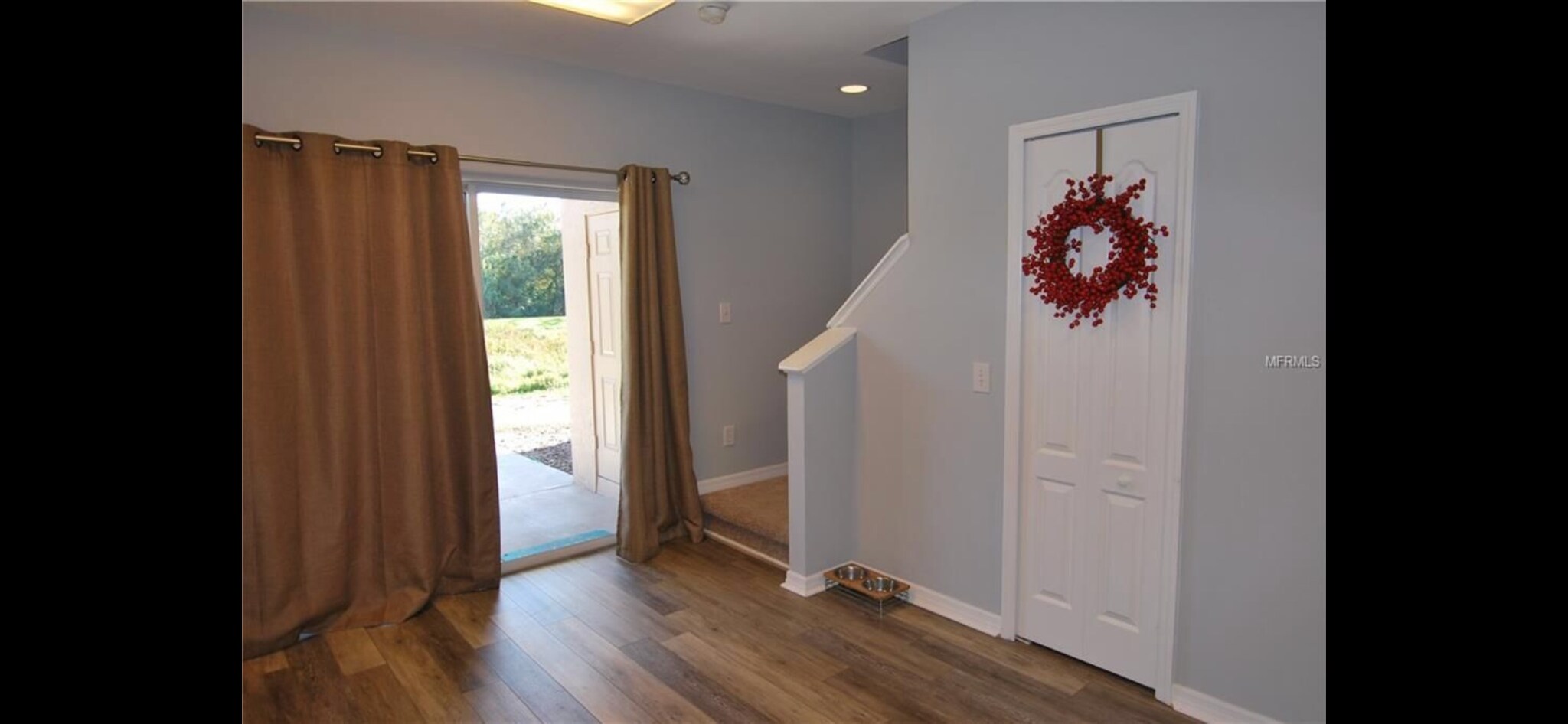 Building Photo - 5826 Fishhawk Ridge Dr