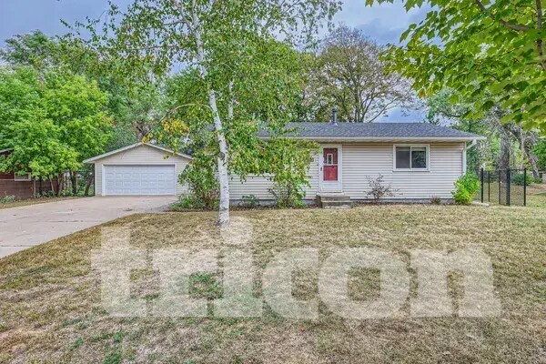 Building Photo - 6510 Hokah Dr