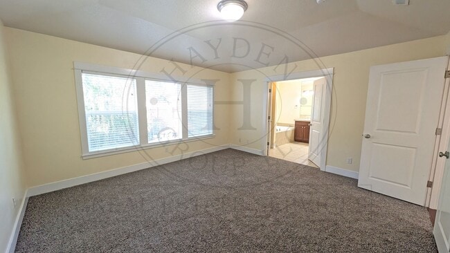 Building Photo - 4572 NW 175th Pl