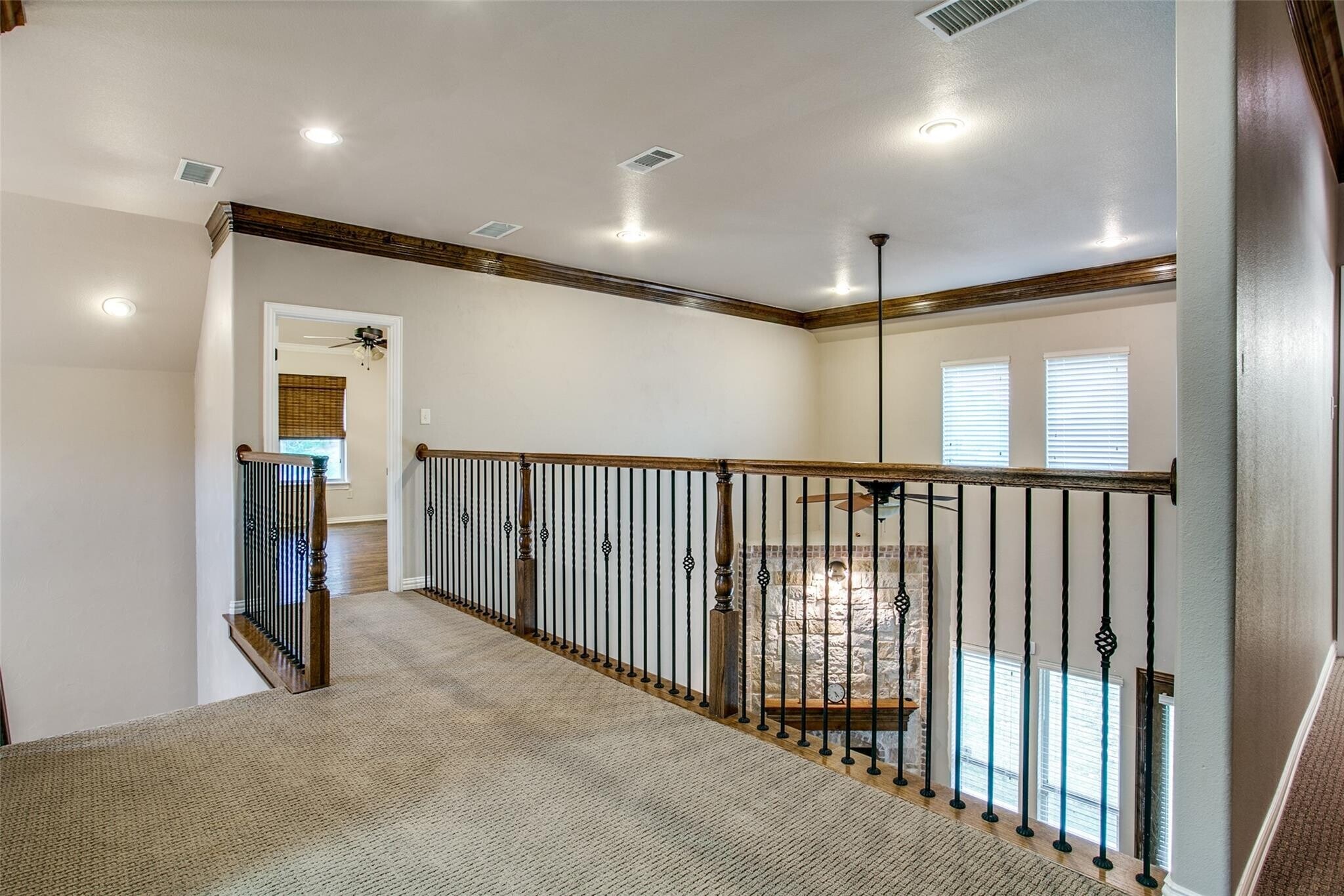Building Photo - 1805 Castle Ct