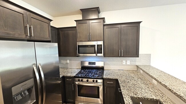 Building Photo - 4206 S Waters Edge Wy