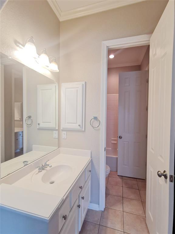 Building Photo - 2911 Weatherford Ct