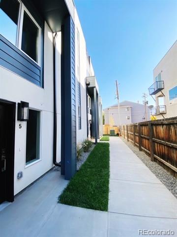 Building Photo - 2790 W 25th Ave