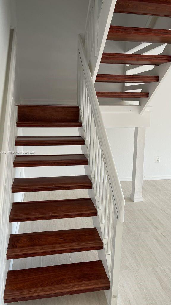 Building Photo - 10966 NW 62nd Ter   Doral Fl 33178