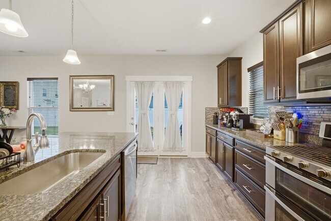 Building Photo - Welcome to this beautiful 4 Bedroom, 2.5 bathroom home nestled in a quiet community in Suffolk!