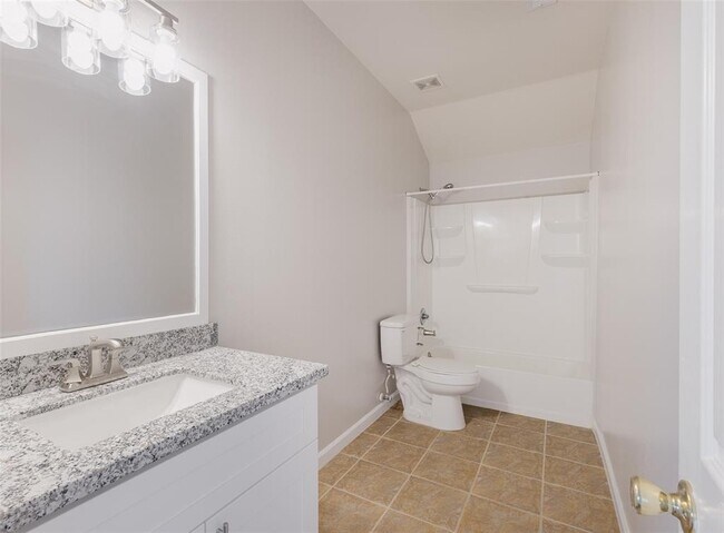 Building Photo - 16530 Cypress Bridge Dr