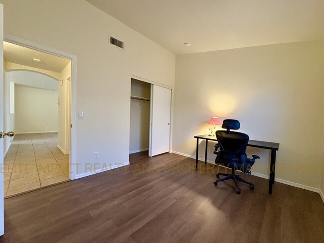 Building Photo - 7734 S Titanite Ln