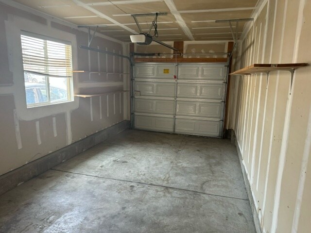 Building Photo - 163 Savannah Ln