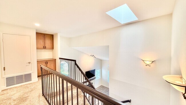 Building Photo - Beautifully Updated & Remodeled Townhome on the Pala Mesa Golf Course in Fallbrook!