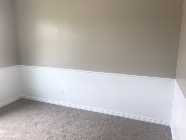 Building Photo - South Ogen home