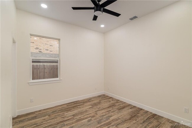 Building Photo - 12 W Tomatillo Dr
