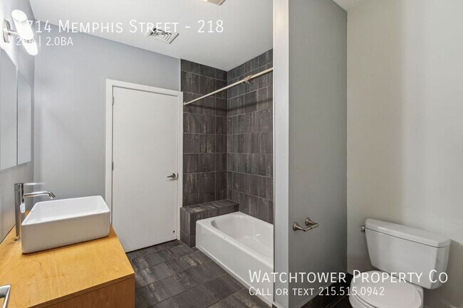 Building Photo - 1714 Memphis St