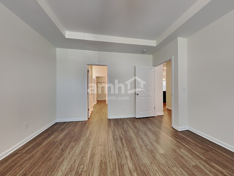 Building Photo - 309 Dogwood Cir