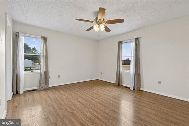 Building Photo - 11576 Walters Rd