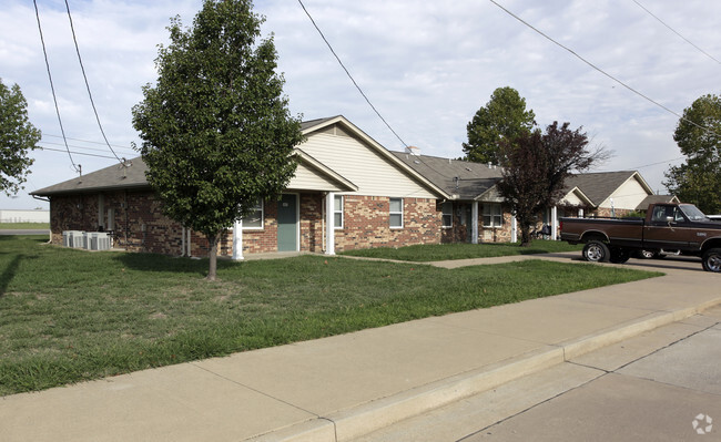 Primary Photo - Wagoner Village apartments