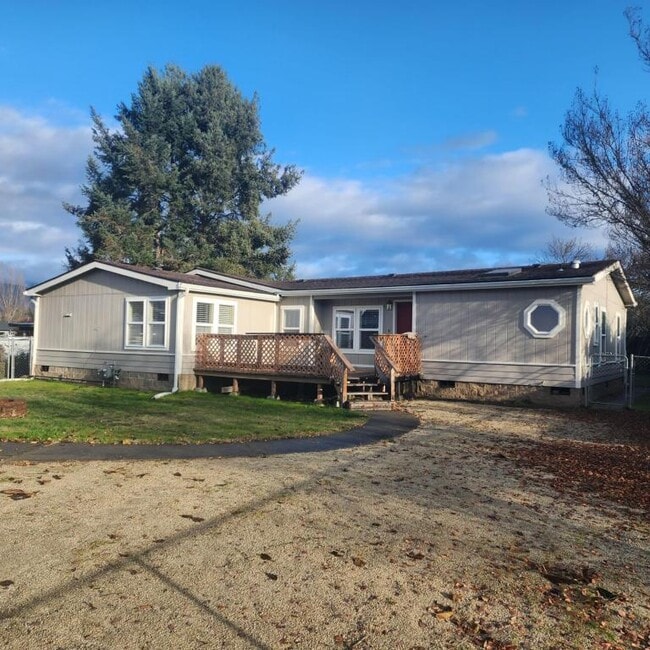 Primary Photo - 1015 Doneen Ln
