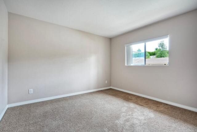Building Photo - 3796 San Ramon Dr
