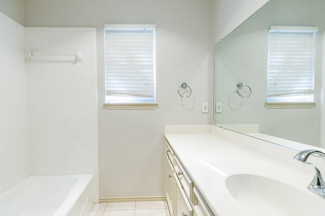 Building Photo - 8210 Chicago Ave