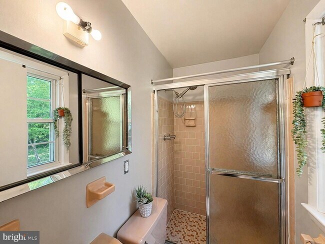 Building Photo - 13208 Hathaway Dr