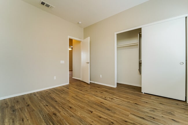 Building Photo - Inviting 3-Bedroom Home in Tucson, AZ