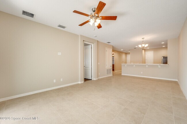 Building Photo - 5748 Tamarac Dr