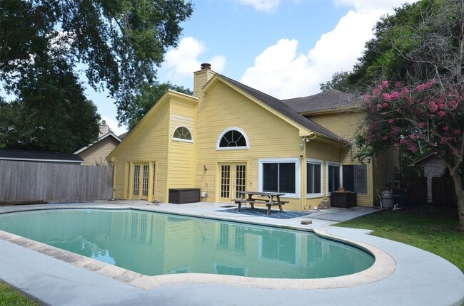 Building Photo - 12707 Sandri Ln