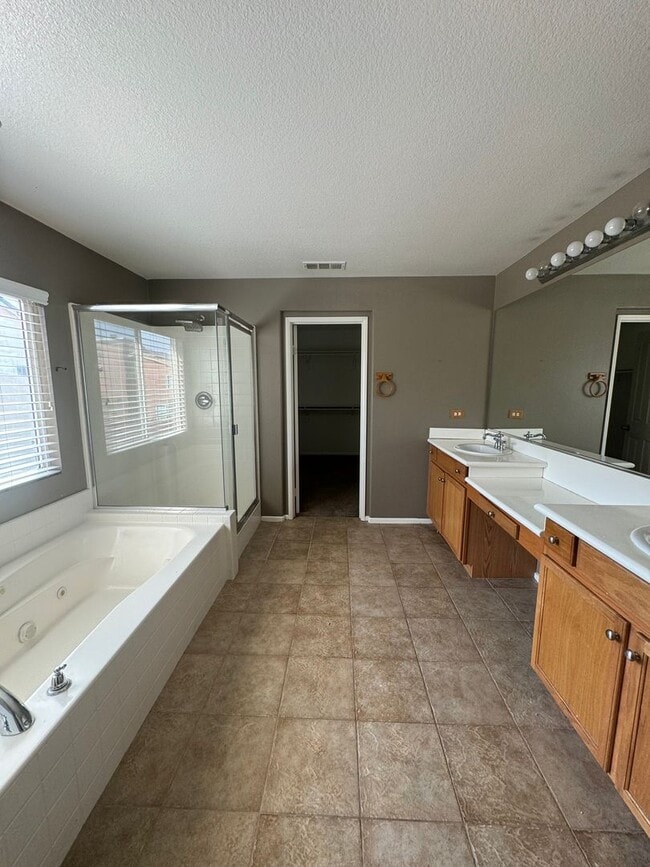 Building Photo - Beautiful Home in the Heart of Perris