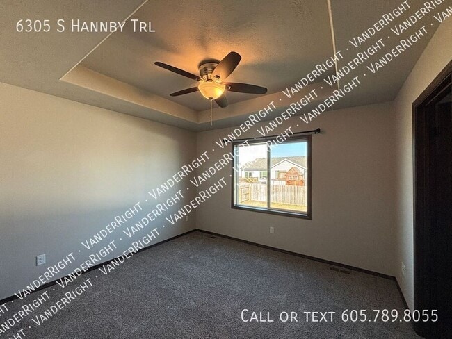 Building Photo - 6305 S Hannby Trl