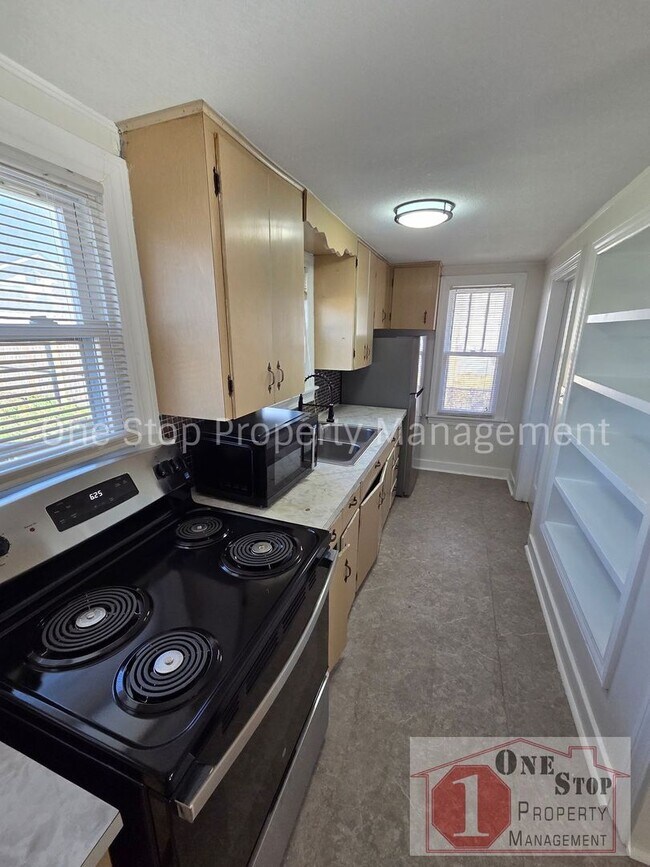 Building Photo - Beautiful 2 Bedroom 2 Bathroom in Independence!