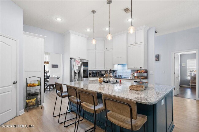 Building Photo - 5281 Oxford Crest Dr