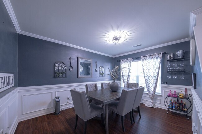 Building Photo - 4 Bedrooms | 2.5 Bathrooms | 2,032 Sq. Ft