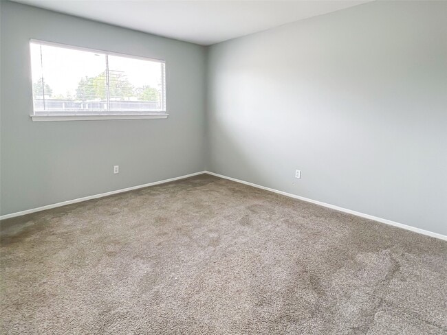 Building Photo - 1715 Moritz Dr